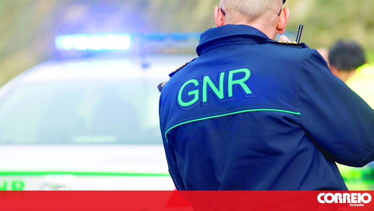 Apanhado em flagrante a furtar caixa de esmolas de igreja