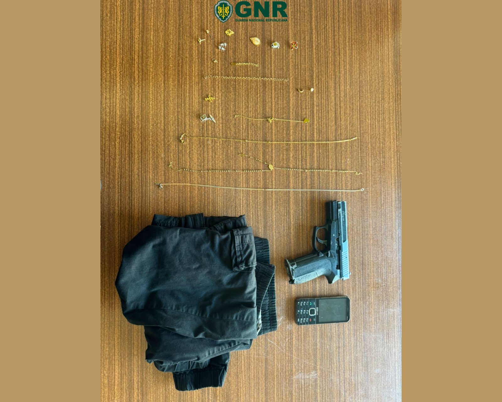 Pre-trial detention for robbery of elderly people